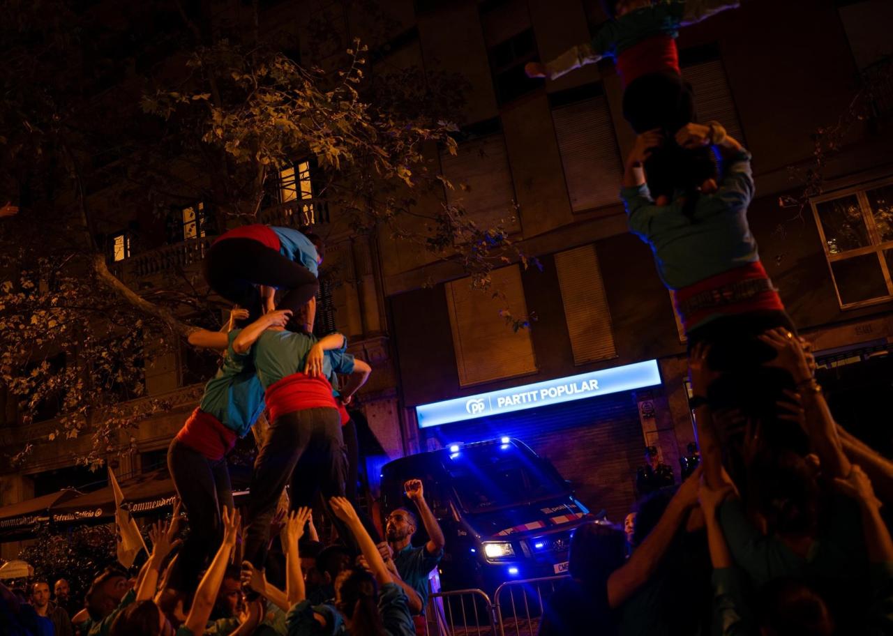 Una concentració a Barcelona demana presó per a Mazón