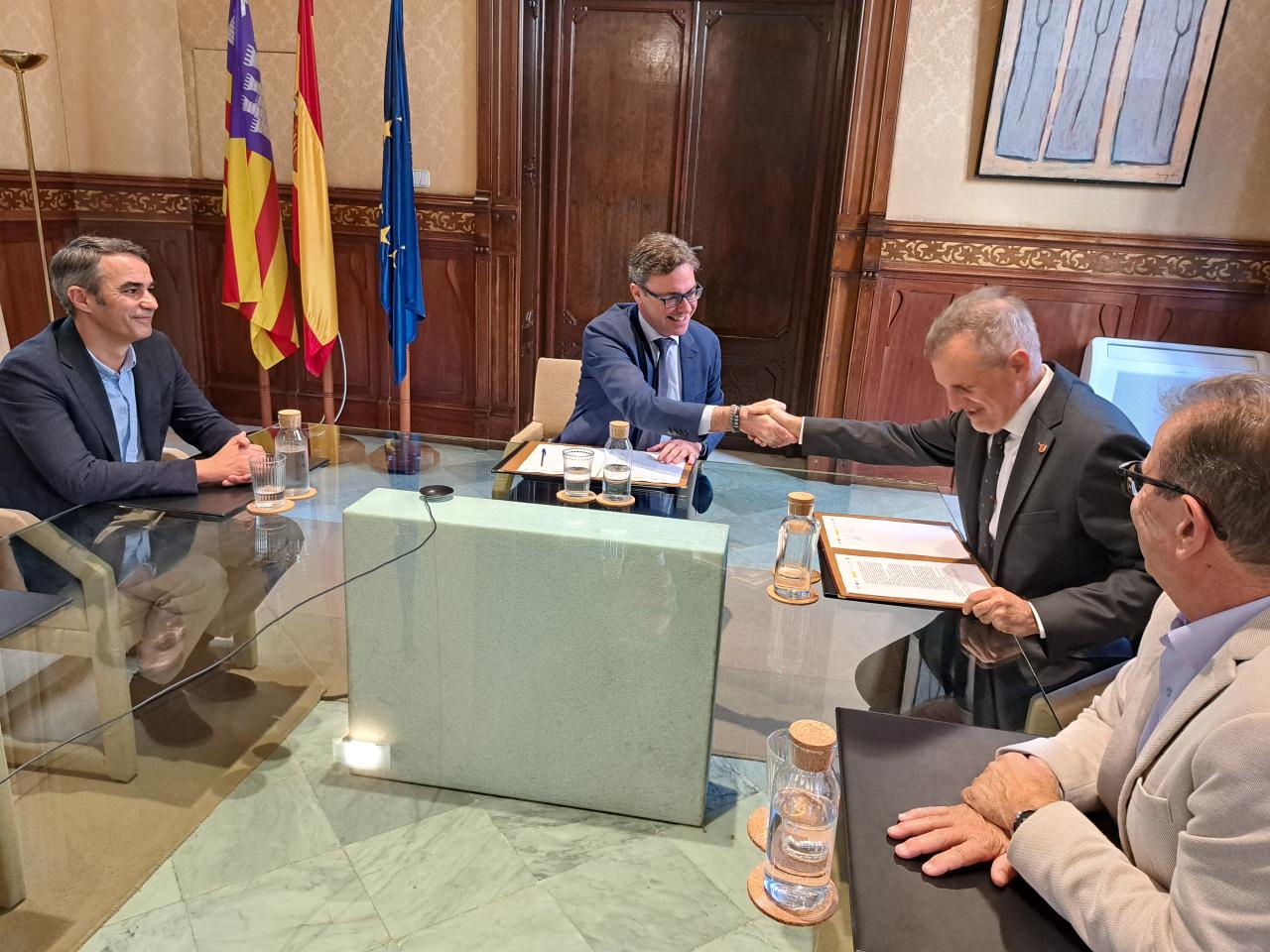 El Govern i la UIB presenten la Càtedra de Ciberseguretat per impulsar la formació, la recerca i la innovació en aquest àmbit estratègic