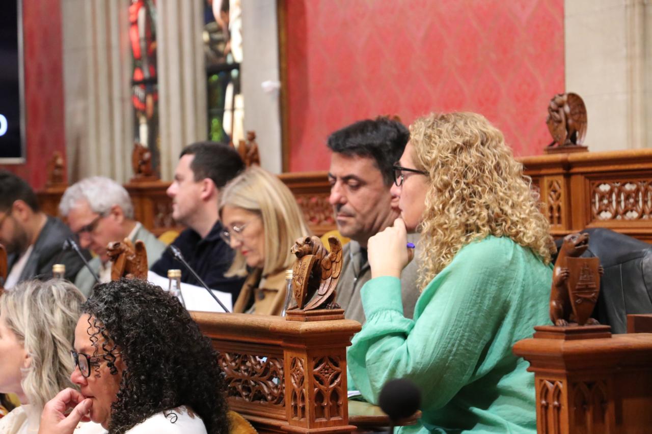 Denuncien que PP i Vox han substituït les polítiques d’emancipació juvenil del Consell per activitats de lleure