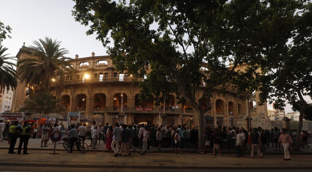 La Patrulla Verda de la Policia Local suspèn temporalment de totes les activitats musicals i recreatives del Coliseu Balear