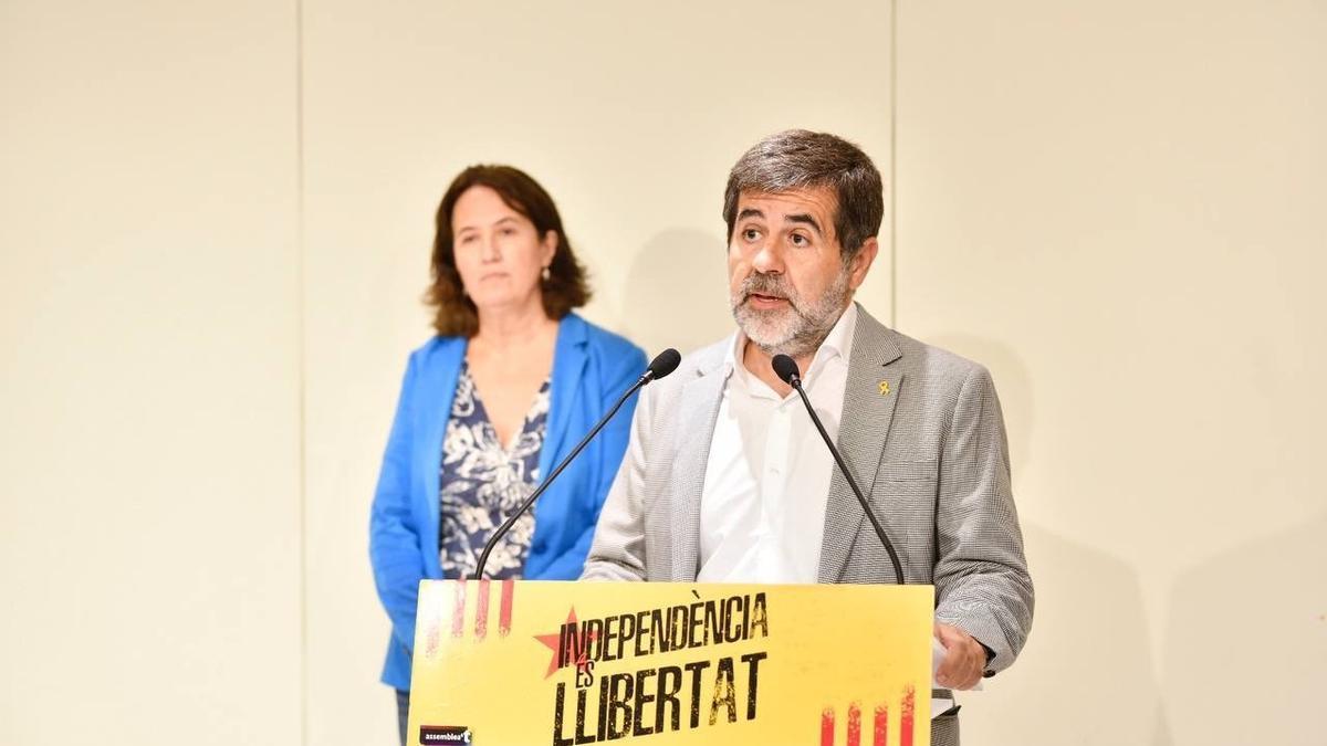 El CNI reconeix haver espiat els dos expresidents de l’ANC, Elisenda Paluzie i Jordi Sànchez, amb autorització judicial del Tribunal Suprem