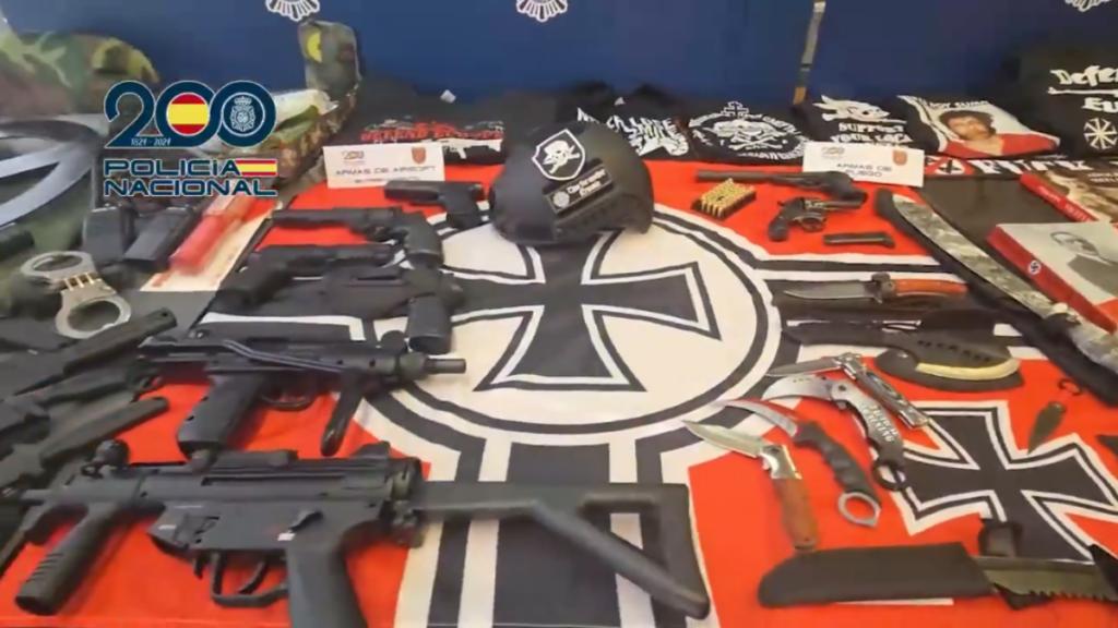 [VÍDEO] Detenguts a Castelló tres membres d’una cèl·lula neonazi preparada per a atemptar