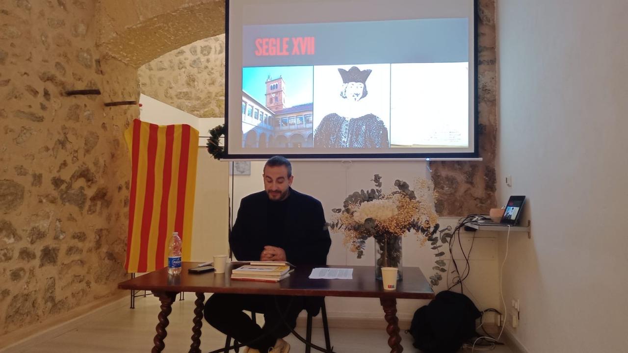 El periodista i investigador Inaciu Galán dona una conferència sobre la llengua asturiana a Mallorca