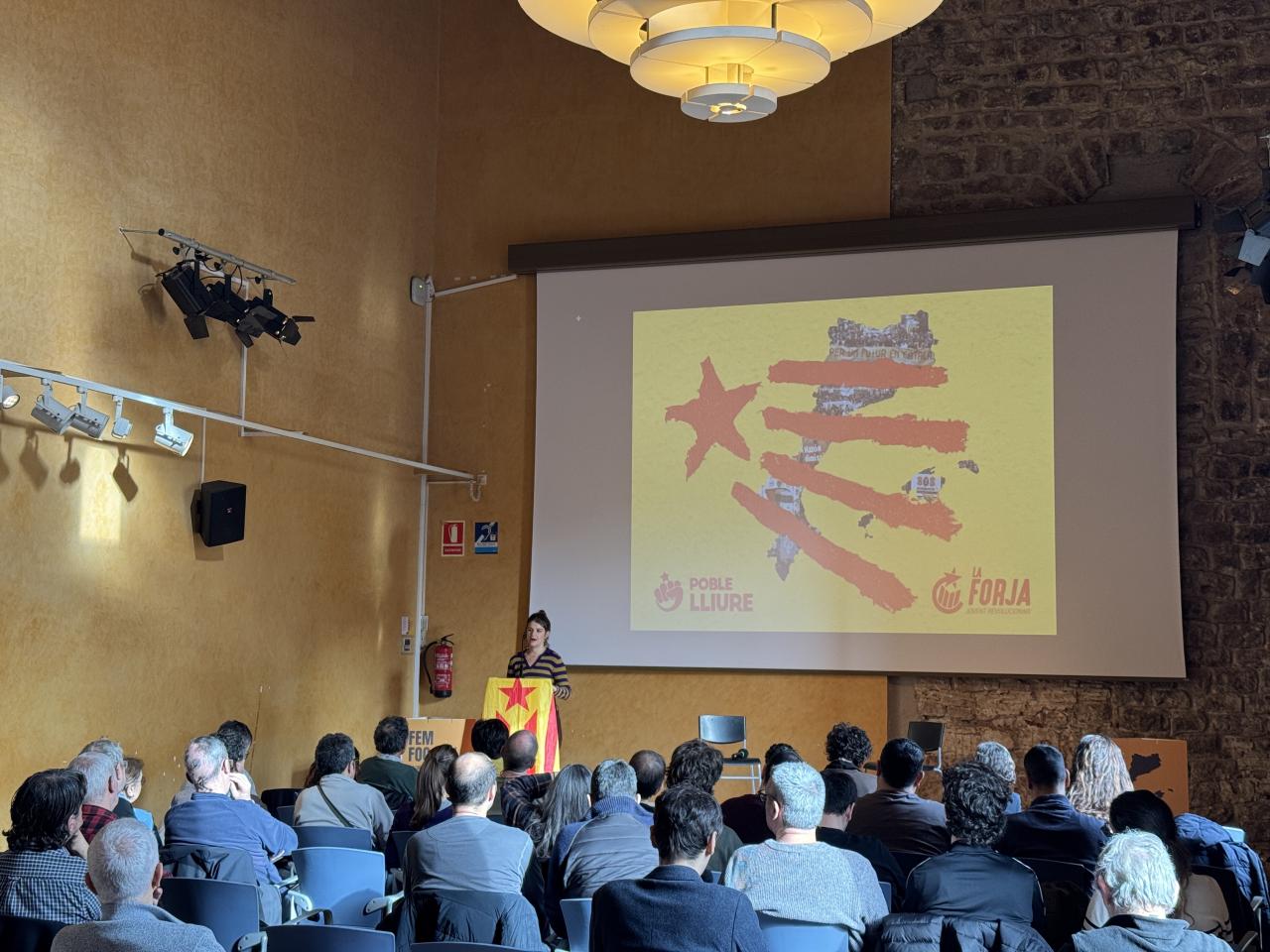 Poble Lliure: «Sense l’alliberament dels Països Catalans mai no podrem aprovar lleis revolucionàries»