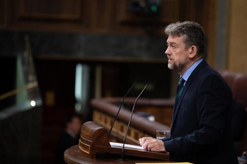 [VÍDEO] Francesc Marc Álvaro esclafa Jorge Campos: «es pot ser ultra, es pot ser fatxa, però no necessàriament s’ha de ser ruc»