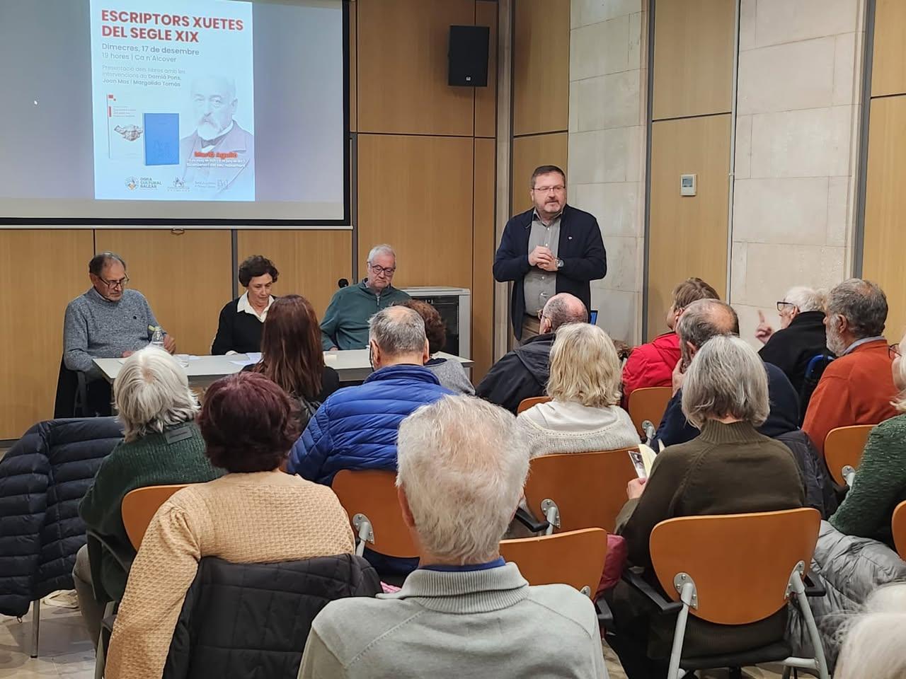 L’OCB presenta dos llibres sobre escriptors xuetes