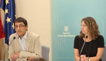 El Conseller Negueruela i la dir. Gral. Pilar Sansó.