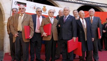 El president del Grup Serra, Pere Serra, s'afegí a la commemoració.