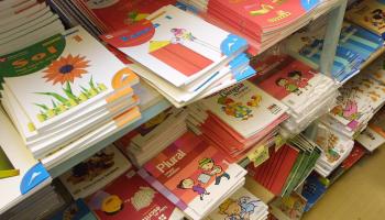 Les editorials consideren que, d'acord amb la normativa vigent, controlar el contingut dels llibres podria ser "il·legal”.