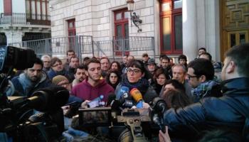 Detenen dos regidors de la CUP encausats per l'1-O