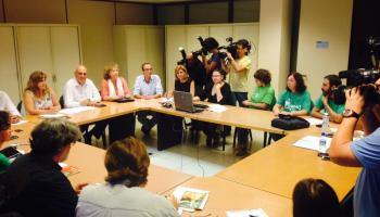 Tercera Mesa Sectorial d'Educació amb el TIL sobre la taula.