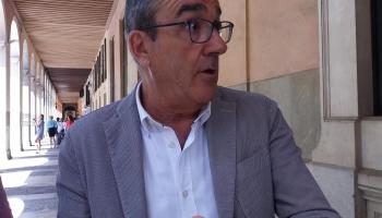 Yllanes insinua que MÉS «pensa més en càrrecs» i que les «línies vermelles» no existeixen