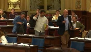 MÉS per Mallorca abandona el ple del Parlament en protesta per la sentència al Procés