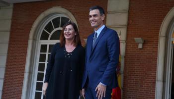 Armengol en una imatge d'arxiu amb Pedro Sánchez.