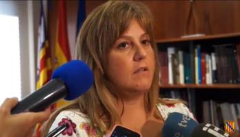 Joana Maria Camps troba que l'Executiu ja ha cedit suficientment permetent que a Secundària el TIL sigui voluntari.
