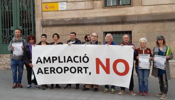 La Plataforma contra Ampliació de l'Aeroport veu com «un intent de maquillar el projecte» la reformulació que ha presentat AENA.