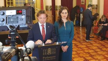 Els diputats de VOX abandonen el Parlament com a mesura de «prevenció»