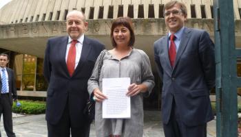 Els socialistes abans de presentar el recurs d'inconstitucionalitat al TC. 