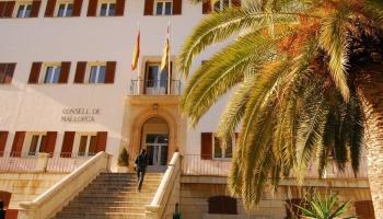 El Consell comença a repartir més de 13.000 màscares i altre material de protecció personal