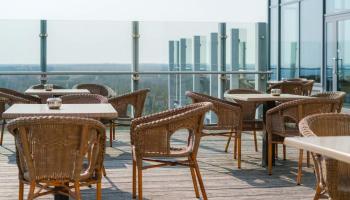 Restauradors demanen obrir les terrasses quan acabi el confinament