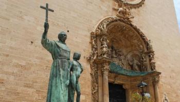 Bisbat de Mallorca: «Juníper Serra va fer sacrificis heroics per protegir els indígenes dels conqueridors espanyols»