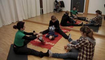 Taller per a mares i embarassades a Ciutadella. 