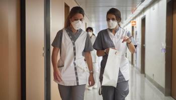 Les Balears notifiquen 263 nous positius i un descens en els ingressos hospitalaris