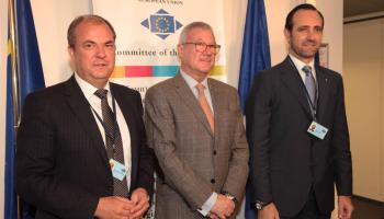 El president d'Extremadura, José Antonio Monago, el president del Comitè de les Regions, Ramón Luis Valcárcel, i el president José Ramón Bauzá
