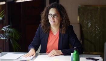 La presidenta del Consell diu que «Mallorca és un poble solidari, plural, arrelat a la terra»