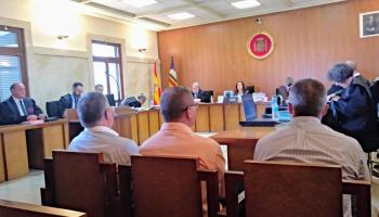 El Tribunal Suprem confirma la condemna de presó als policies homòfobs acusats de coacció a Sonia Vivas