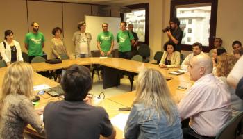 En l'última trobada, l'Executiu lliurà als representants dels docents un calendari de noves reunions 'inassumible'.