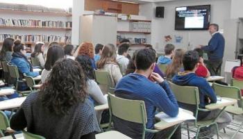 L’STEI demana desdoblaments en l’àrea de català a Secundària, davant la davallada del seu ús per part dels escolars