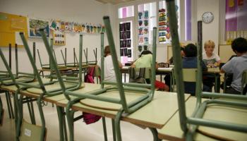 Una aula buida al CEIP Sa Graduada. 