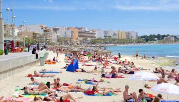 Cort pagarà 1,4 milions de l'Impost de Turisme Sostenible a influencers perquè promocionin Platja de Palma