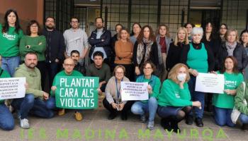 Cadena d'actes de solidaritat amb la professora de La Salle i contra les amenaces dels violents