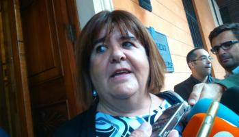 Xelo Huertas, a l'entrada del Parlament.