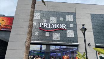 Va a comprar a la botiga Primor del Festival Park i li exigeixen que parli castellà i es neguen a donar-li el full de reclamacions