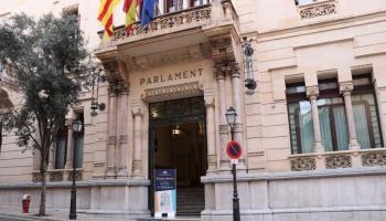 MÉS interpel·larà el Govern sobre el requisit de català a la funció pública