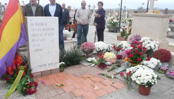 Acte de Memòria de Mallorca al cementiri de Montuïri.
