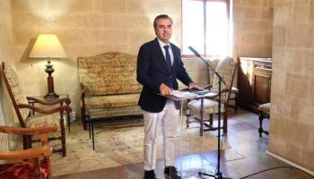 La Conselleria dona més dies per a incorporar-se als centres als docents interins afectats pel caos en l'adjudicació