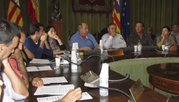 La convocatòria del ple d’ahir l’havia forçada l’oposició.