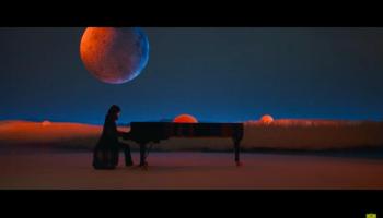 Imatge del videoclip del 'Nocturn' de John Field interpretat per Alice Sara Ott.