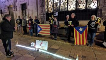 La plaça de Cort de Palma també recorda Xirinacs