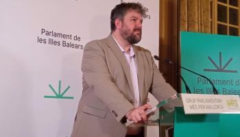 El portaveu de Més per Mallorca al Parlament, Lluís Apesteguia.