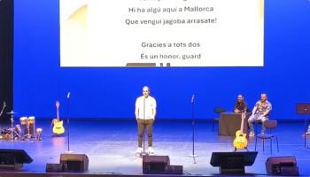 Golàs a l’Auditòrium de Palma: Jagoba Arrasate puja a l’escenari i emociona tothom amb un ‘bertso’