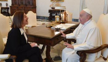 Francina Armengol destaca la defensa dels migrants que va fer sempre el Papa Francesc