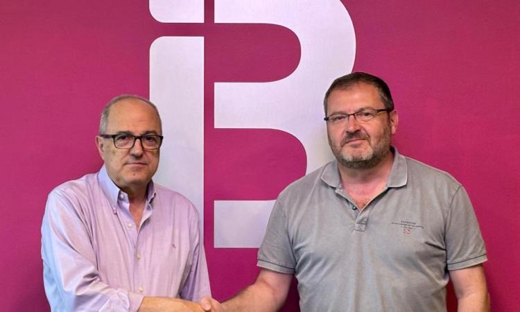 L'OCB demana al director general d'IB3 l’ús exclusiu del català en tota la programació i l’aposta per promoure els usos lingüístics