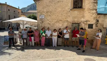 Instal&middot;len a Pollen&ccedil;a 27 pedres de la mem&ograve;ria en homenatge a les v&iacute;ctimes de la Guerra Civil i el franquisme