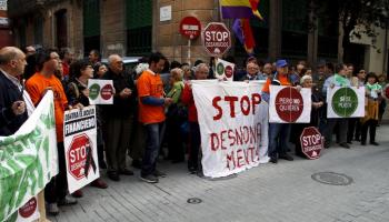 Protesta de la Plataforma d'Afectades per la Hipoteca reclamant més mesures polítiques per aturar els desnonaments.