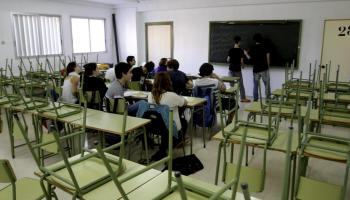 Aula mig buida a un centre de Palma.